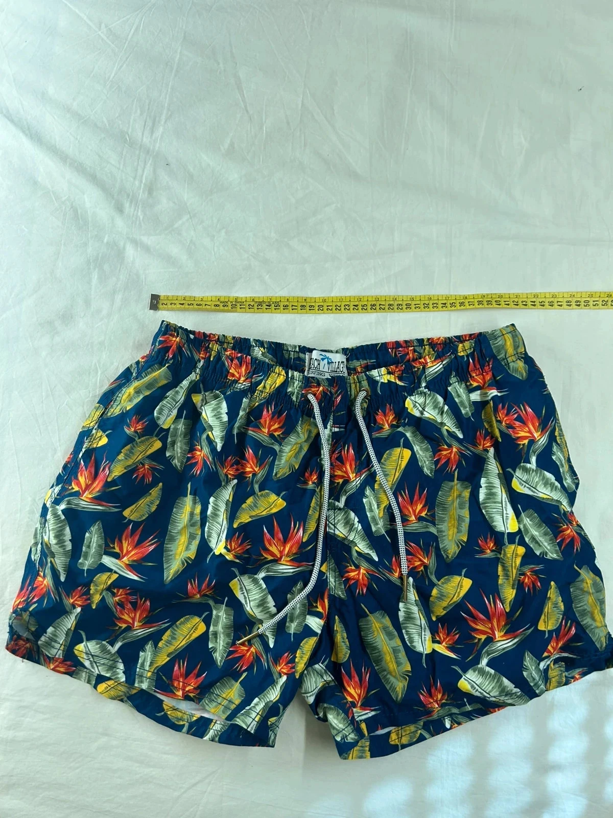 Short maillot de bain à motifs vintage beach village